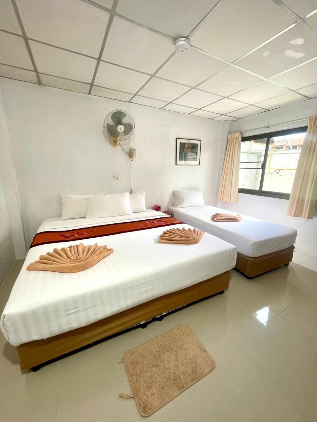 Jj Karon Beach Hotel Ngoại thất bức ảnh