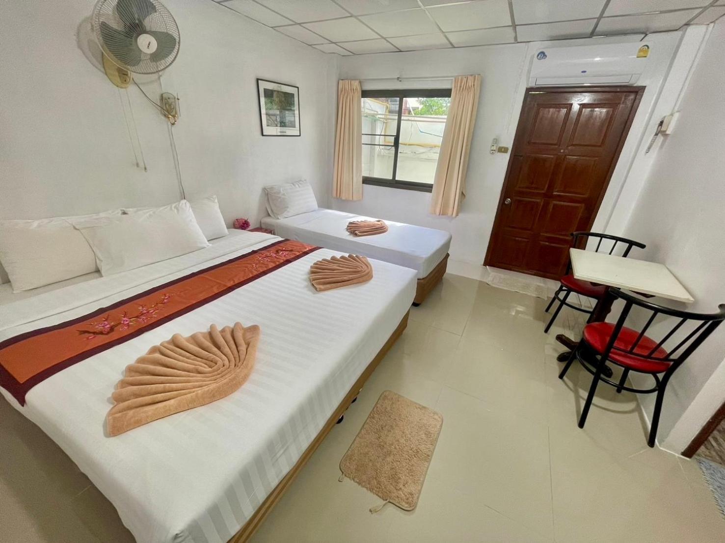 Jj Karon Beach Hotel Ngoại thất bức ảnh