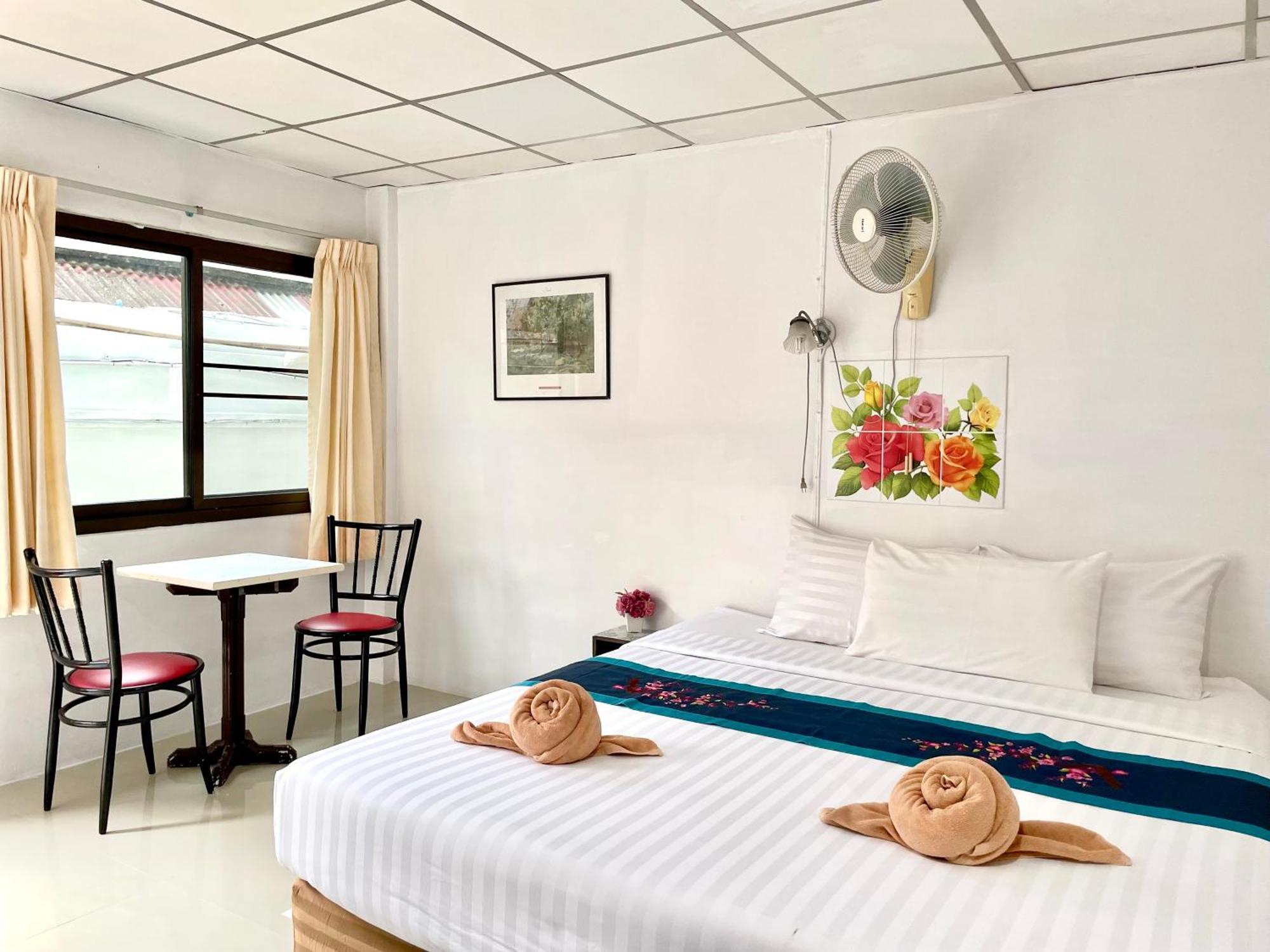 Jj Karon Beach Hotel Ngoại thất bức ảnh