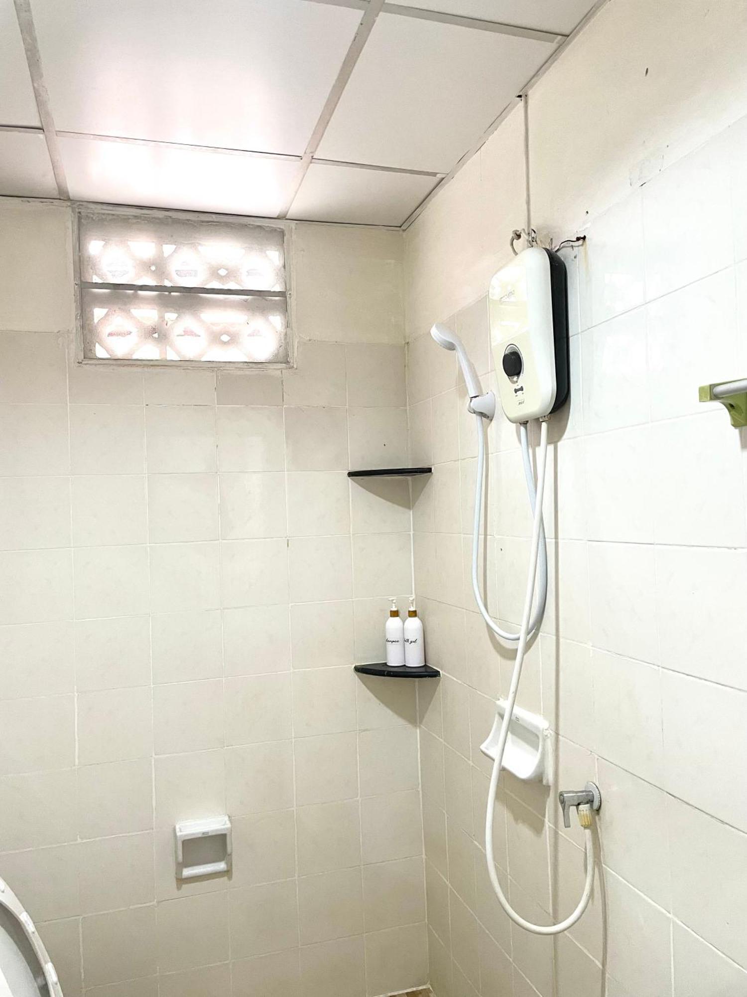Jj Karon Beach Hotel Ngoại thất bức ảnh