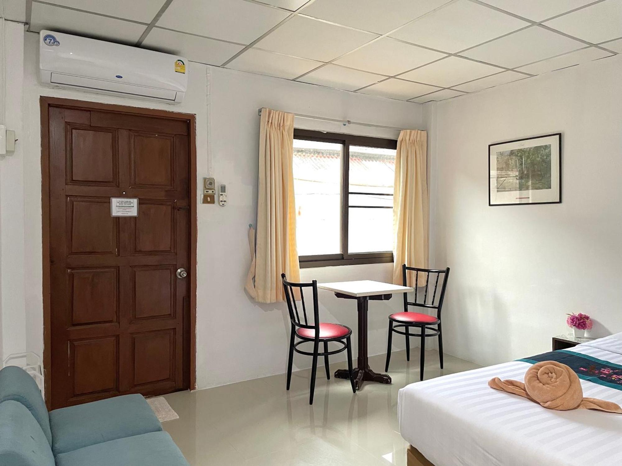 Jj Karon Beach Hotel Ngoại thất bức ảnh