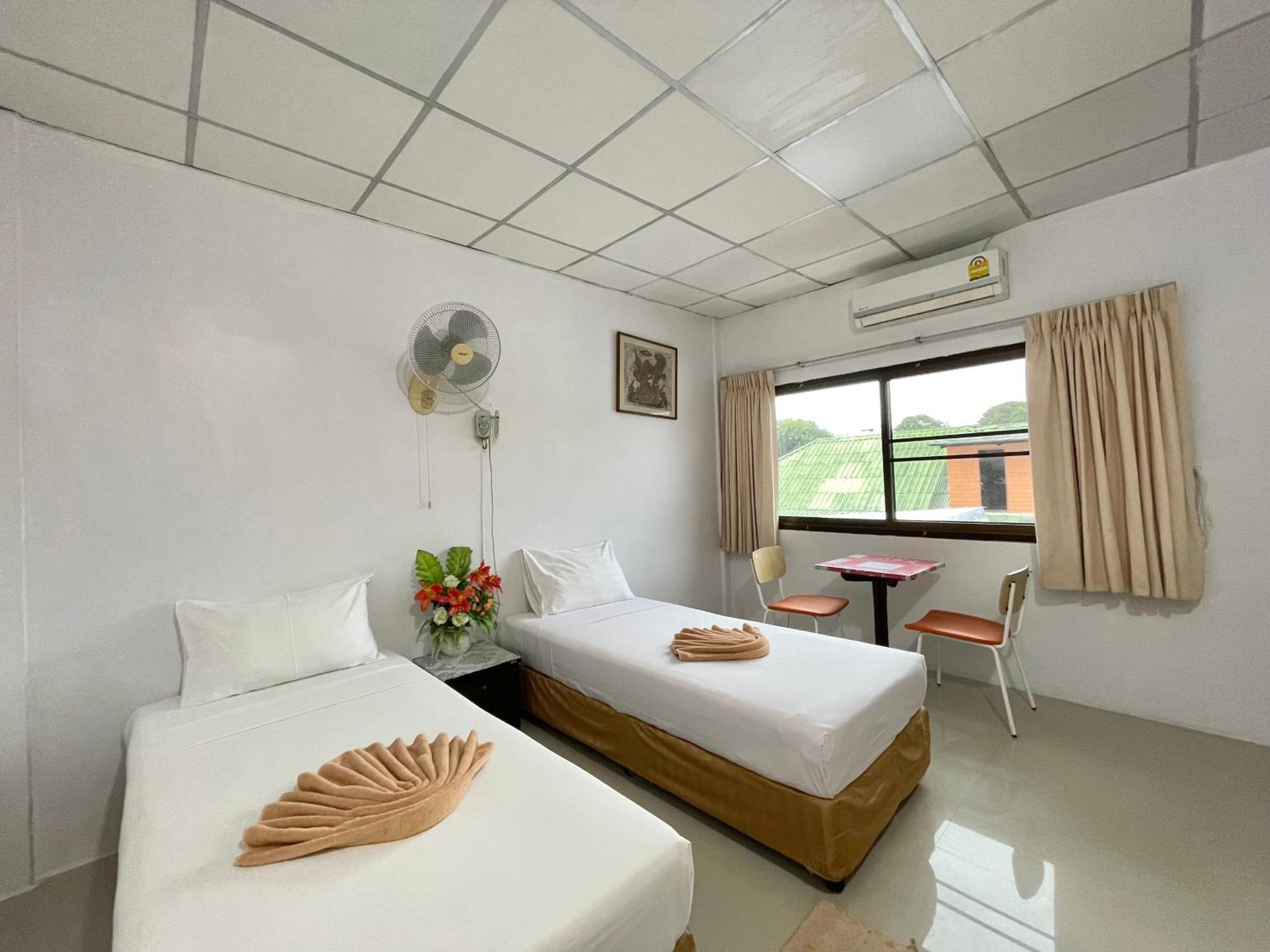 Jj Karon Beach Hotel Ngoại thất bức ảnh