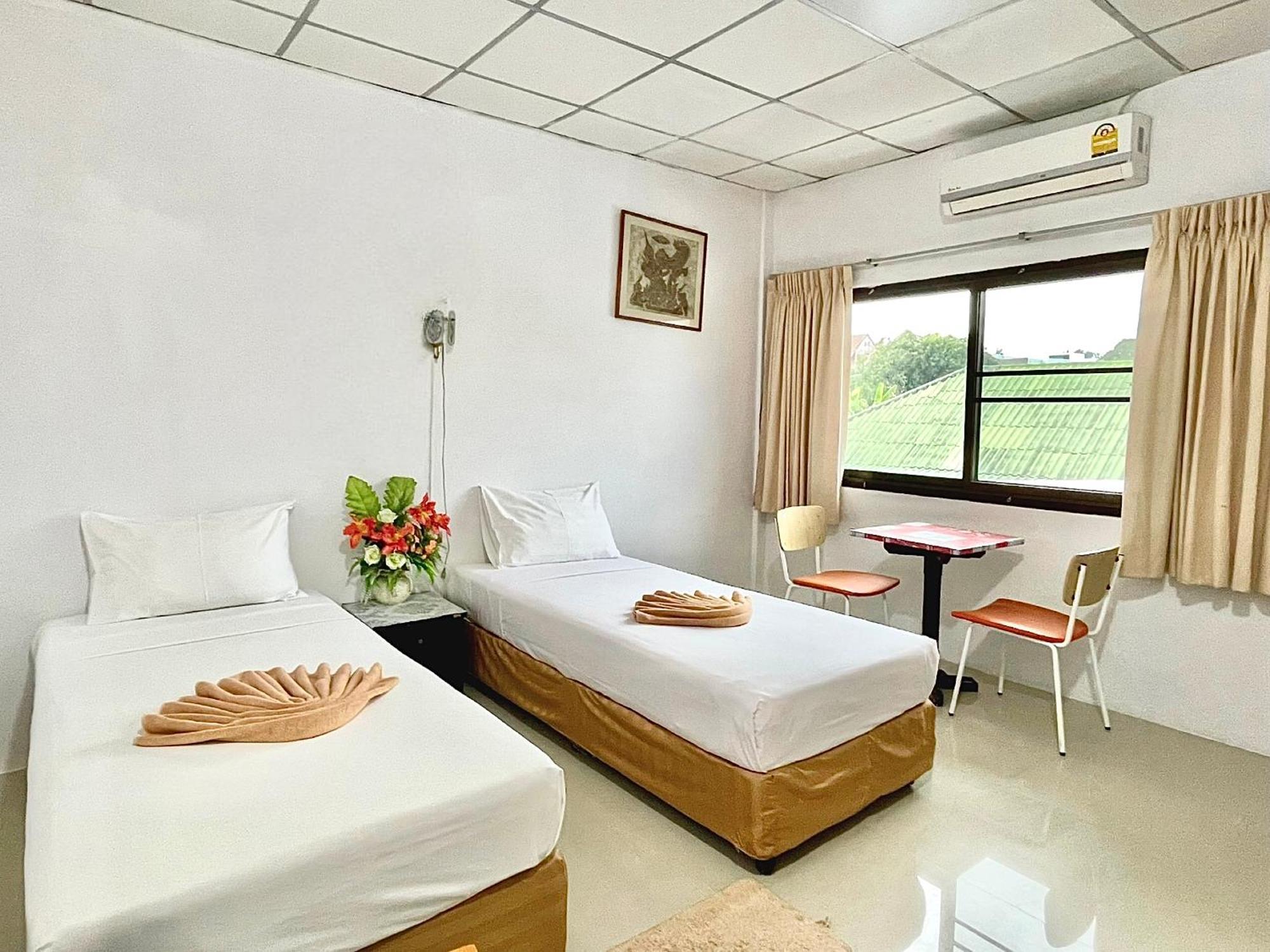 Jj Karon Beach Hotel Ngoại thất bức ảnh